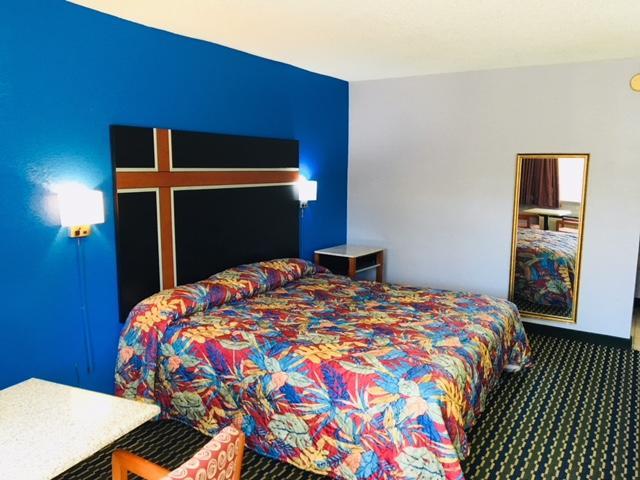Fulton Inn Lodge West Екстер'єр фото